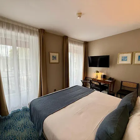 Churchill Centre Hotel 3*