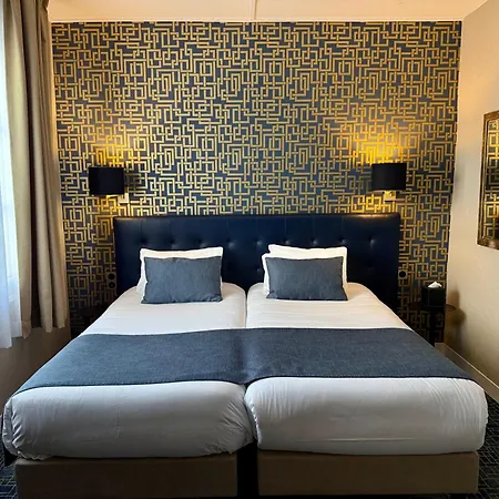 Churchill Centre Hotel 3*