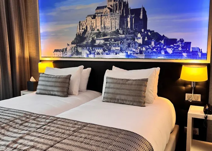 Churchill Centre فندق