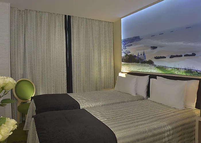 Churchill Centre 3* بايو