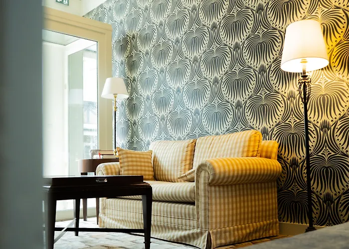 فندق Churchill Centre بايو