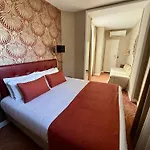 מלון Churchill Centre 3*