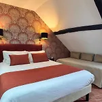 Churchill Centre 3*