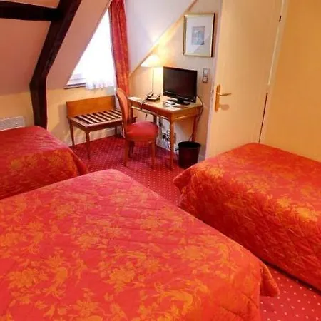 Churchill Centre 3* Bayeux