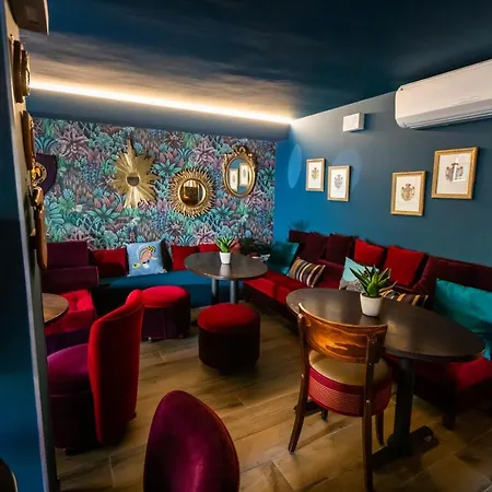 Hotel Churchill Centre 3*