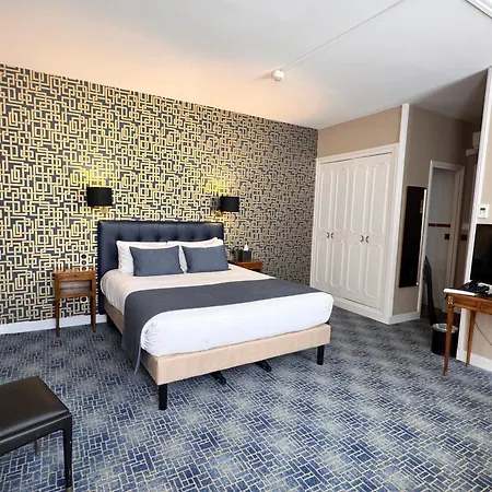 Churchill Centre 3*