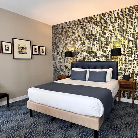 Churchill Centre 3*