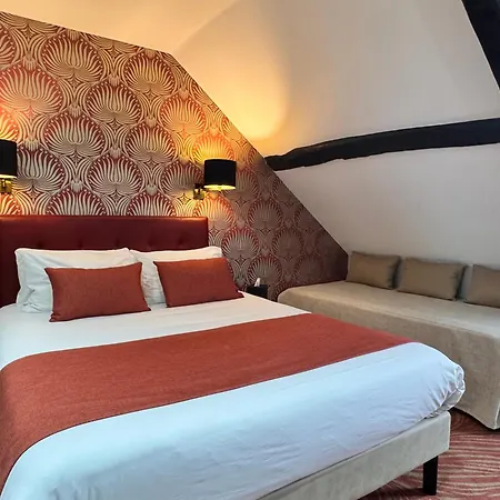 Churchill Centre 3*