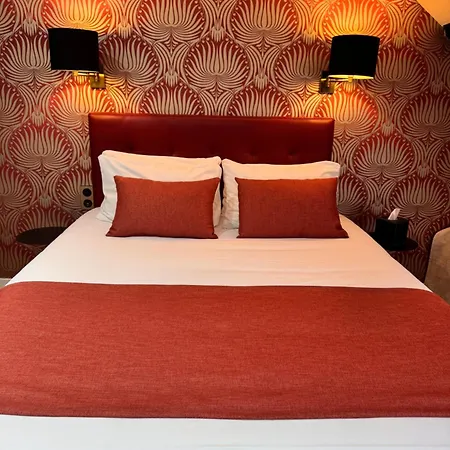 Отель Churchill Centre 3*