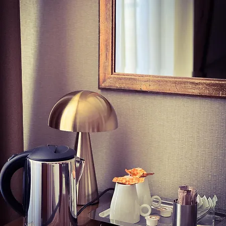 Churchill Centre Отель Байе