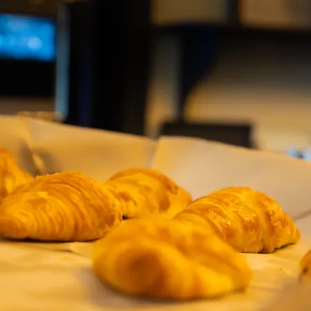 Churchill Centre 酒店 贝叶