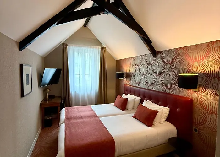 Hotel Churchill Centre Bayeux