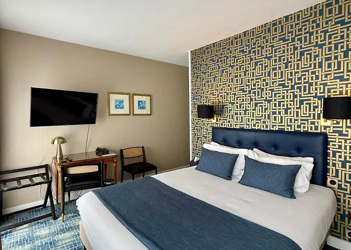 Hotel Churchill Centre 3*