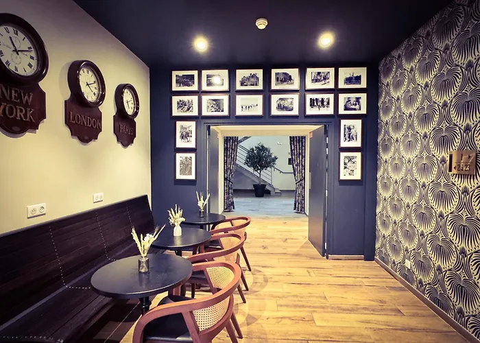 Churchill Centre Hotel 3*