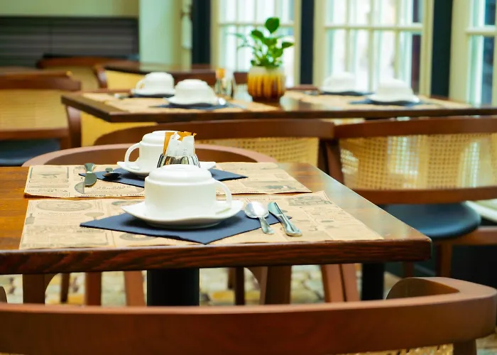 Churchill Centre 3* Байе