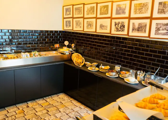 Churchill Centre Hotel 3*