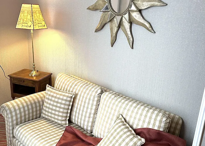 Churchill Centre Hotel 3*